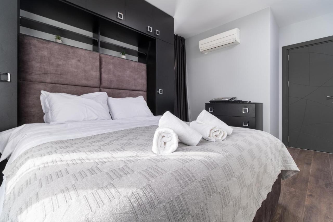 Chic 1Br Apartment With Balcony In プロヴディフ エクステリア 写真
