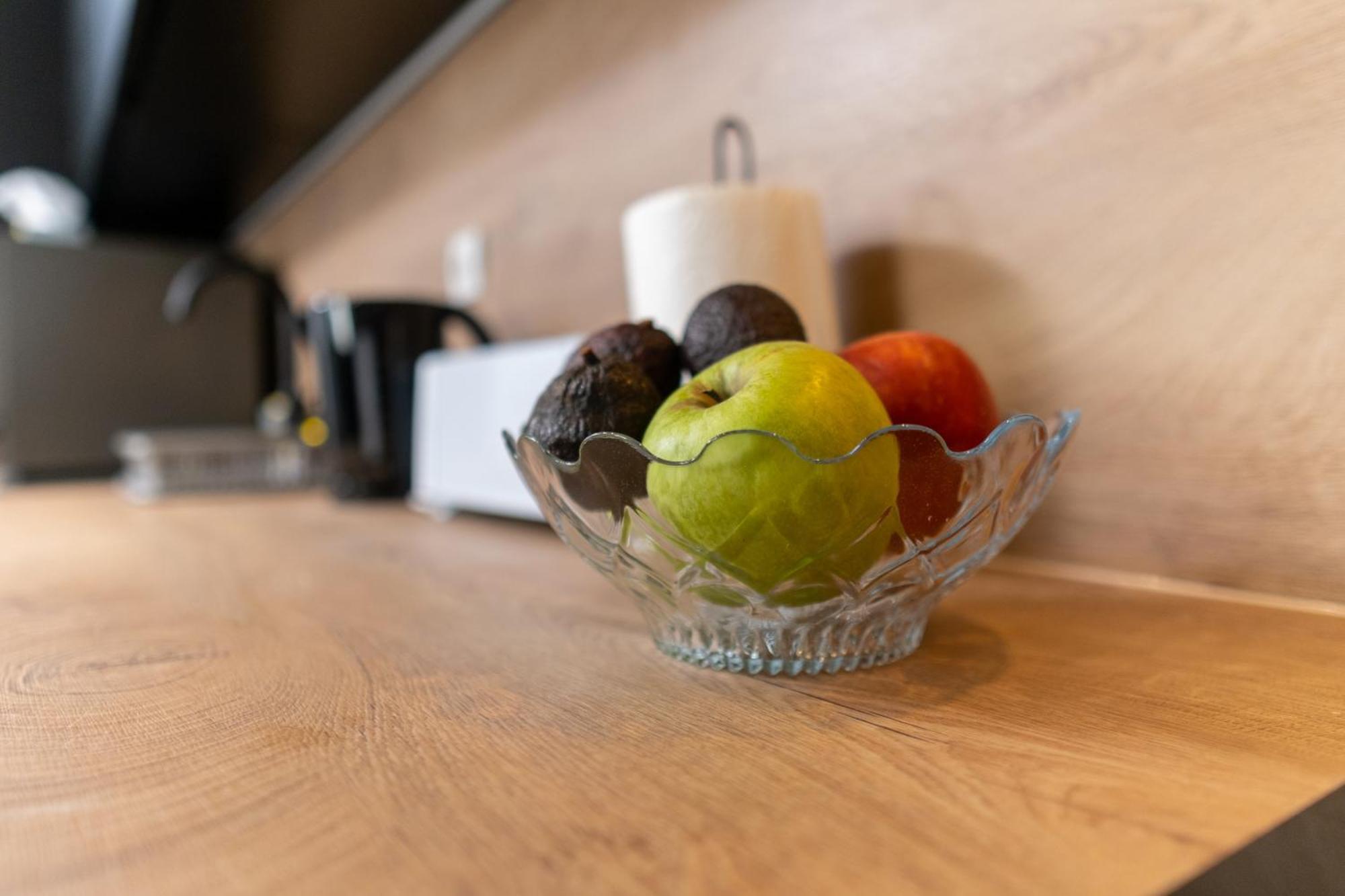 Chic 1Br Apartment With Balcony In プロヴディフ エクステリア 写真